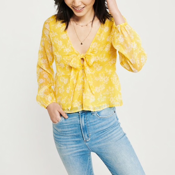 Abercrombie & Fitch Tops - Abercrombie Tie-Front Chiffon Blouse. NWOT.
